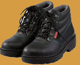 Black ankle-high leather safety boots by Safety Shoes Manufacturer – DSK Safety